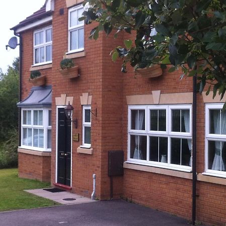 Arden Guest House B&B - Nec Birmingham - Birmingham Airport Bickenhill Eksteriør billede