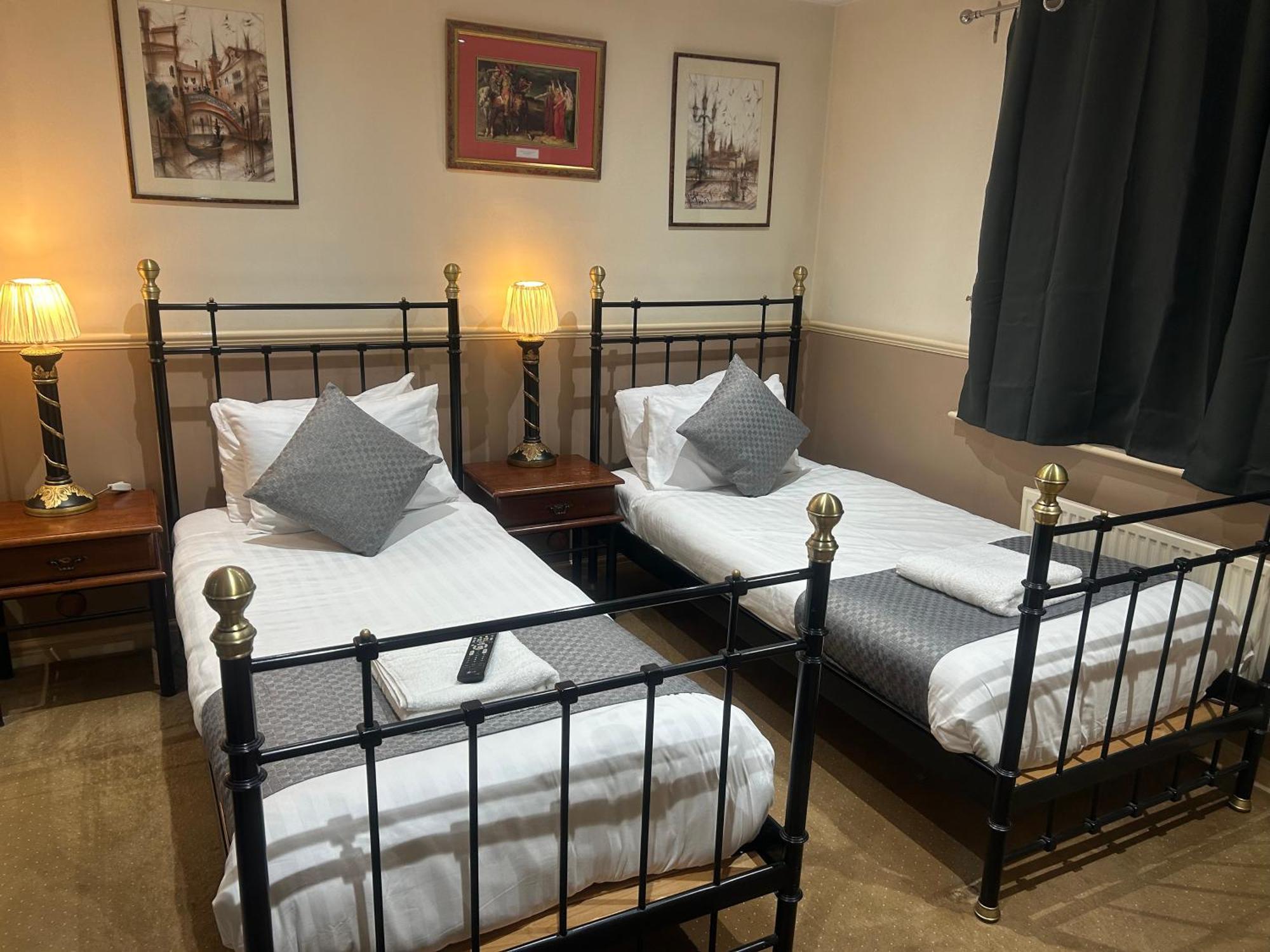 Arden Guest House B&B - Nec Birmingham - Birmingham Airport Bickenhill Eksteriør billede