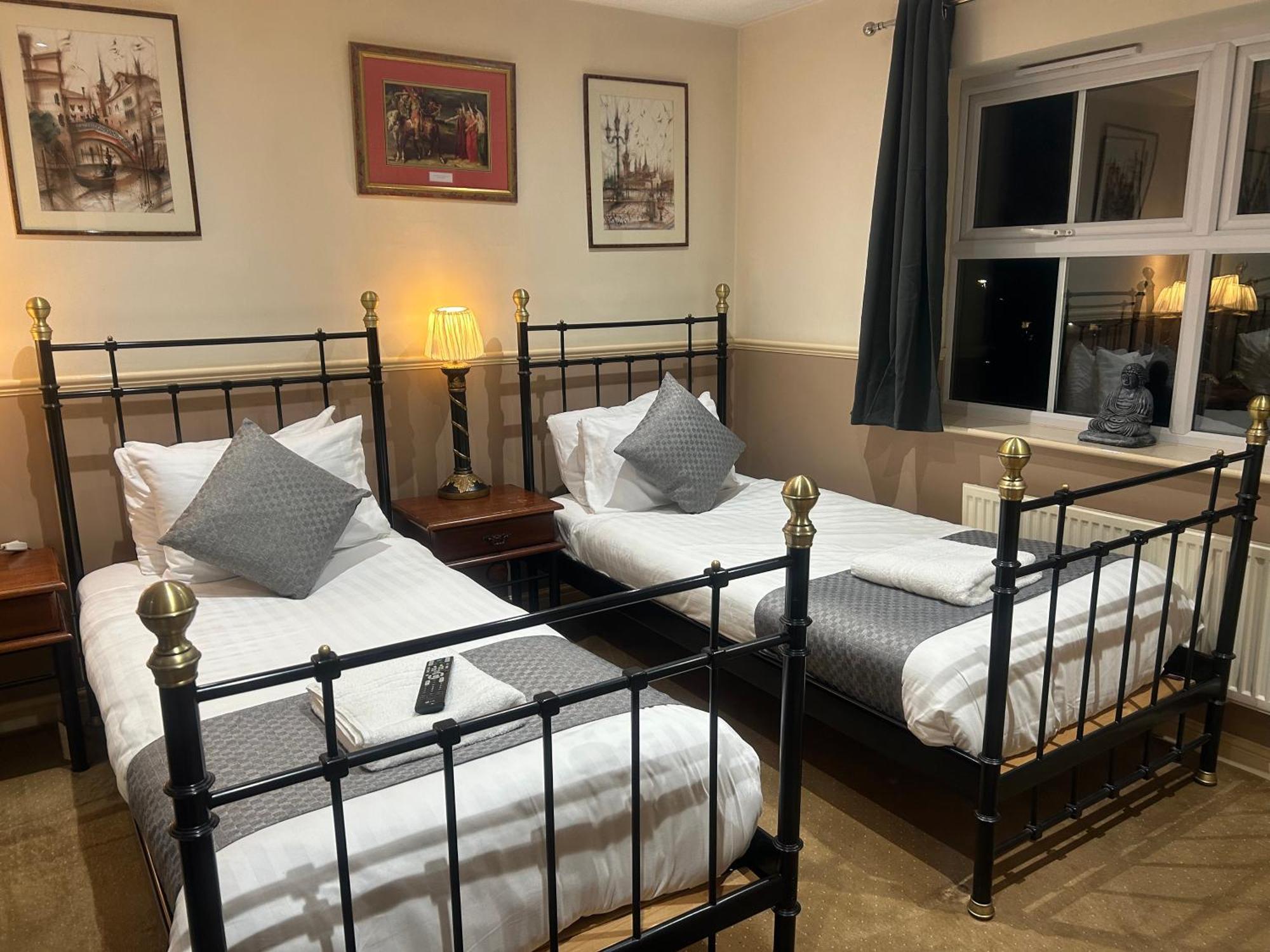 Arden Guest House B&B - Nec Birmingham - Birmingham Airport Bickenhill Eksteriør billede