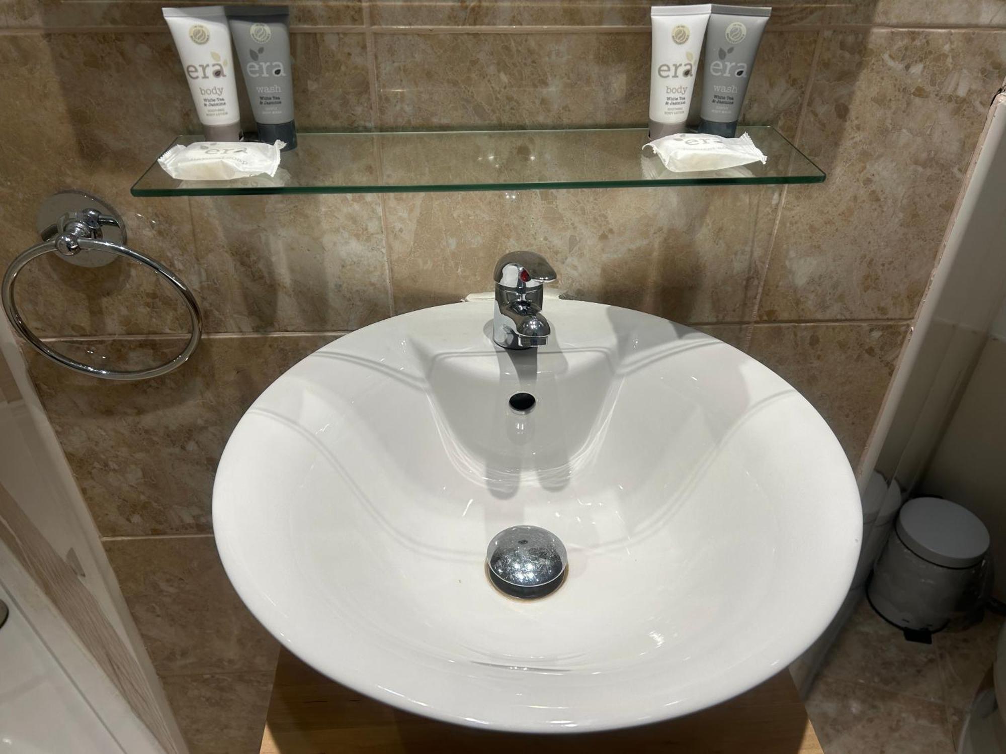 Arden Guest House B&B - Nec Birmingham - Birmingham Airport Bickenhill Eksteriør billede