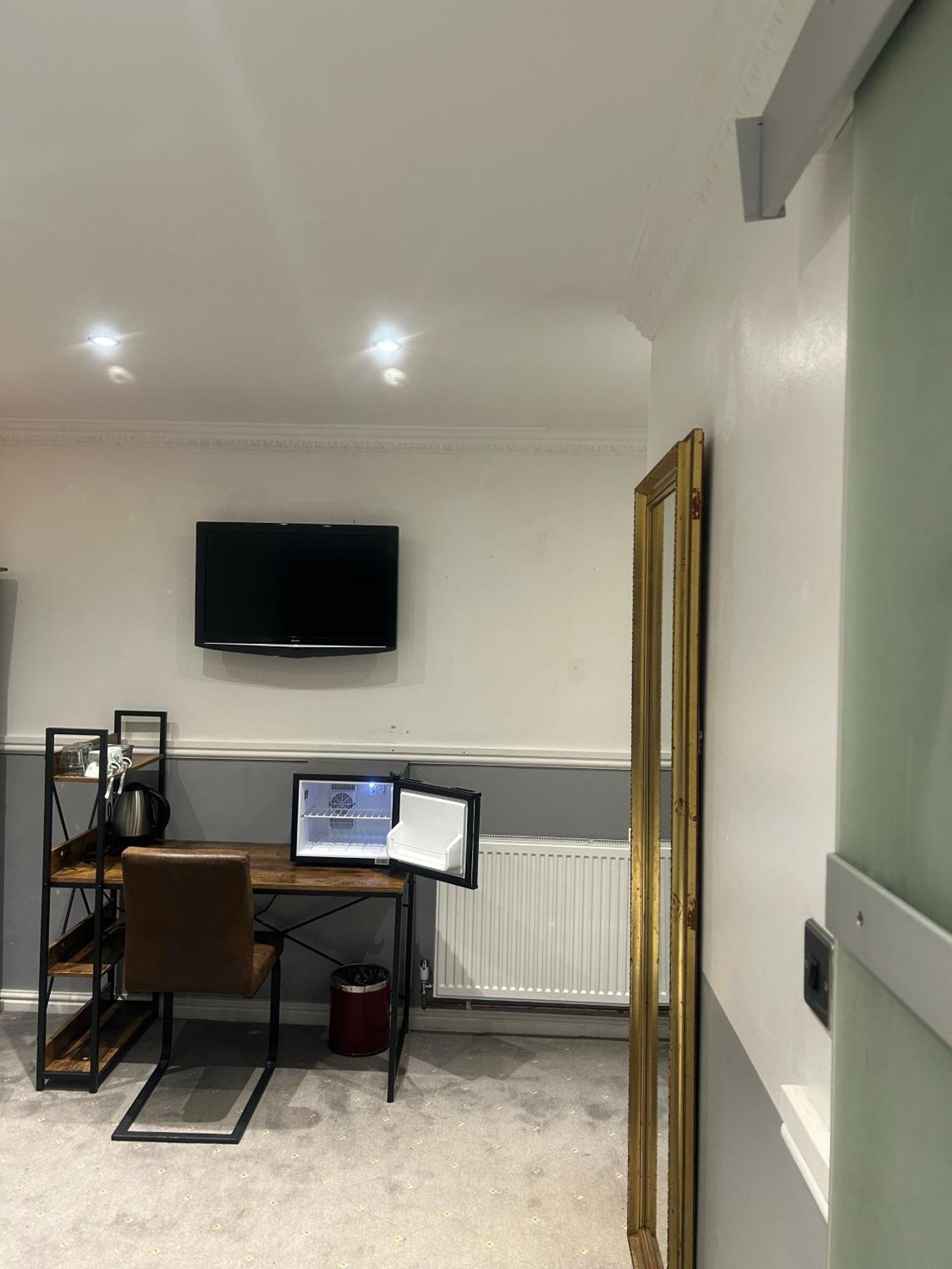 Arden Guest House B&B - Nec Birmingham - Birmingham Airport Bickenhill Eksteriør billede