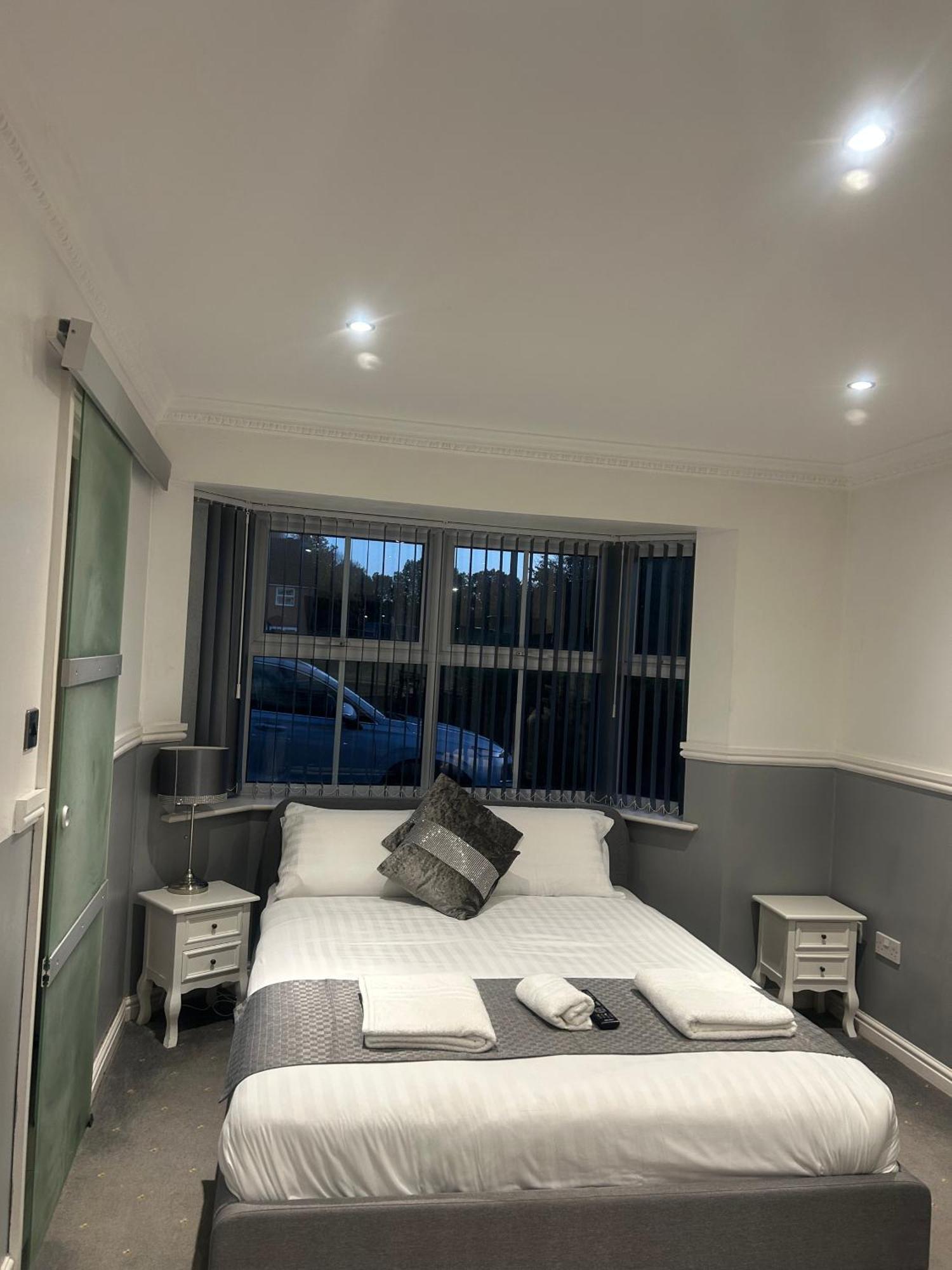 Arden Guest House B&B - Nec Birmingham - Birmingham Airport Bickenhill Eksteriør billede