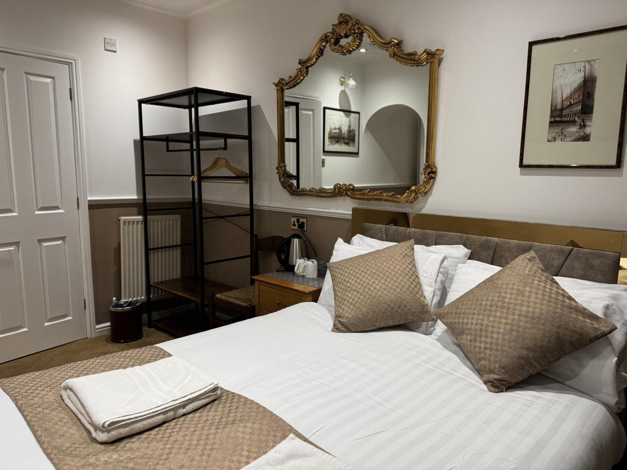 Arden Guest House B&B - Nec Birmingham - Birmingham Airport Bickenhill Eksteriør billede